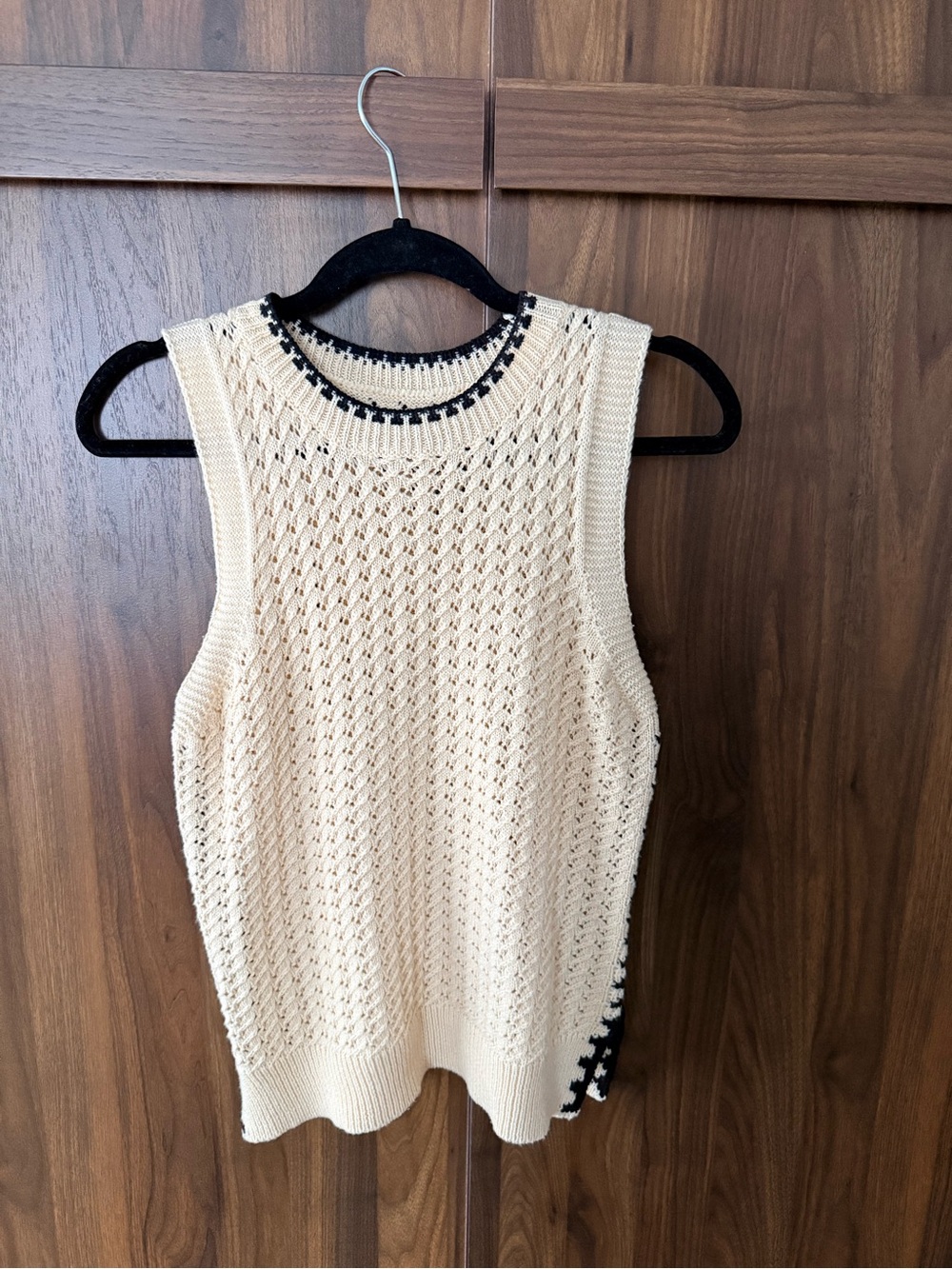 Source Unknown Cream Pointelle Knit Tank with Black Trim